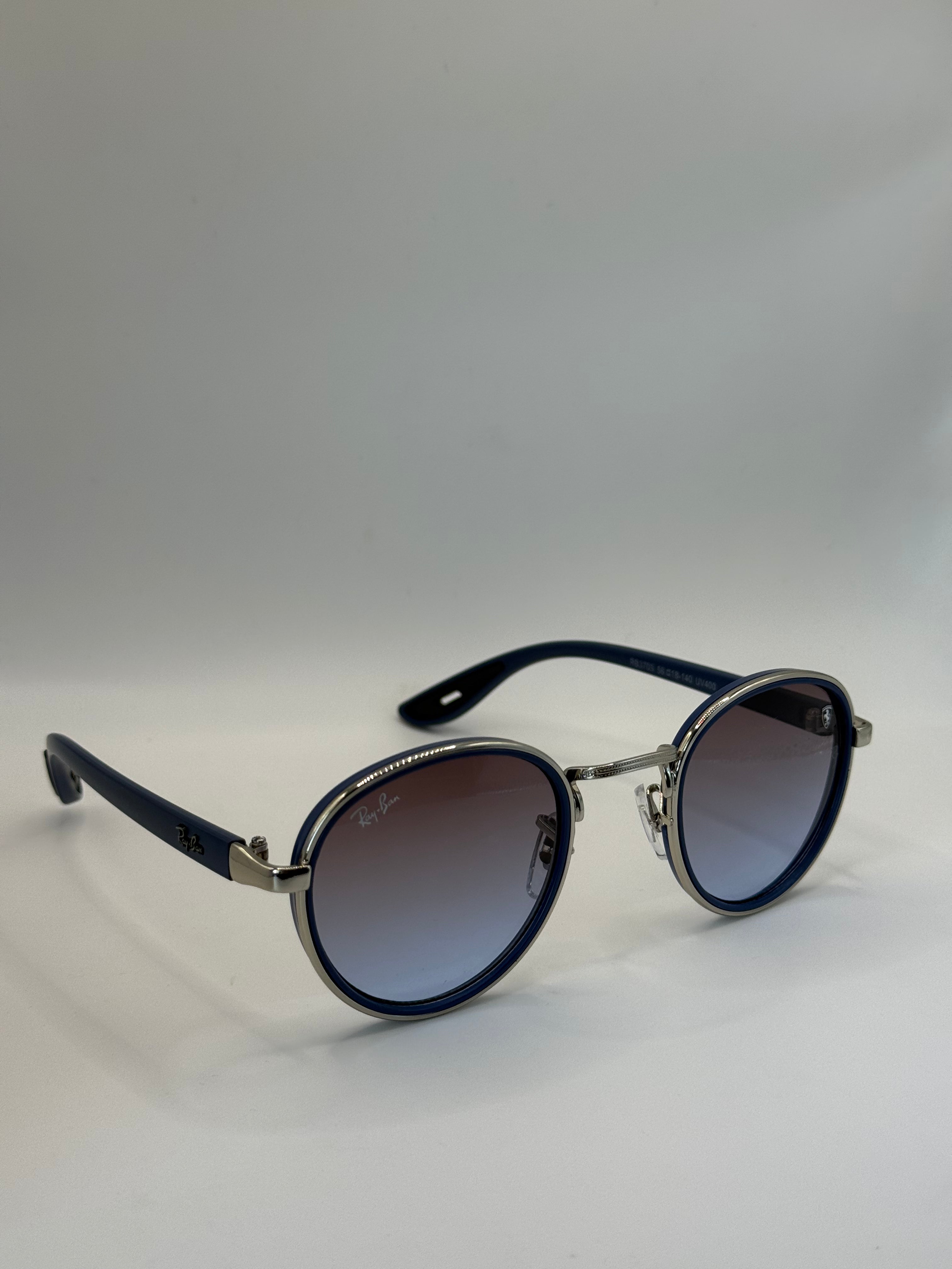 Rayban RB3705
